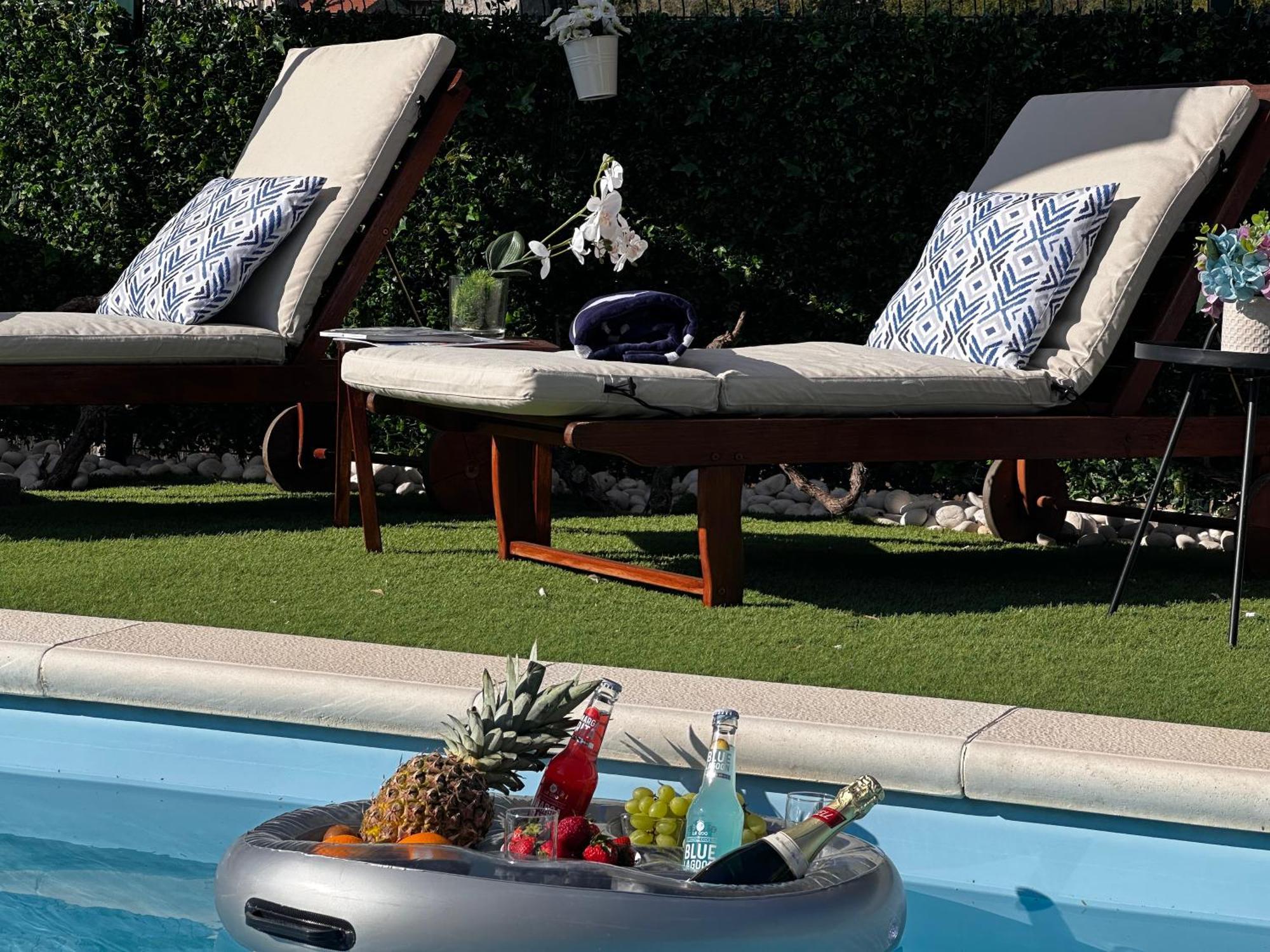 Villa Ivona With Swimming Pool And Jacuzzi Oslje Extérieur photo